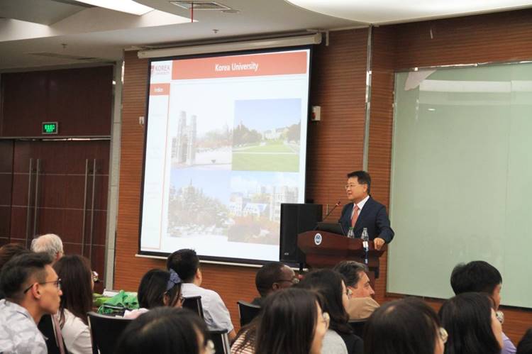 http://sklf.jiangnan.edu.cn/__local/A/03/8B/26B8B94C55E5D517784D261AAED_DC2B83A5_11BF5.jpg